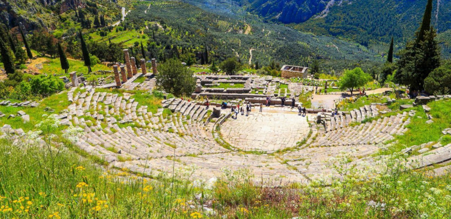 14 Days Idyllic Aegean - Athens, Olympia, Delphi & Meteora